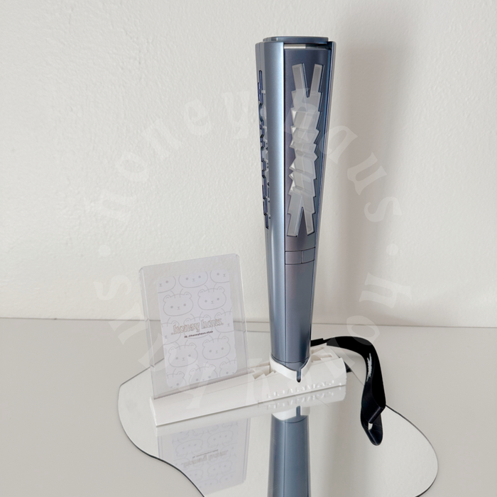 Le Sserafim Fim Lightstick Stand